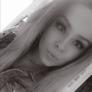 Meet your Posher, Kellie